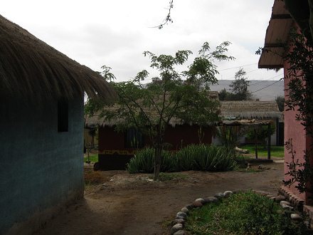 Pueblo artesanal de Arica, otras
                            casitas