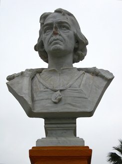 Plaza Coln, el monumento Coln
                                  03, busto sin nariz