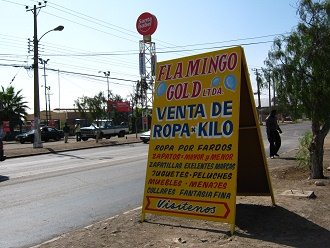 Avenida Santa Mara, tienda "Flamingo
                        Gold" con venta de ropa por kilo