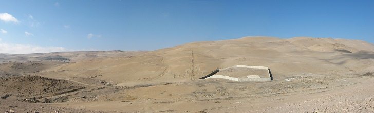 Das Grab mit der schwedischen
                          Gift-Erde in Arica, Panoramafoto