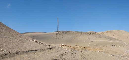 Feldweg in der Wste oberhalb des
                            Kartoffelbergs auf dem Weg zum Grab der
                            schwedischen Gift-Erde, Panoramafoto