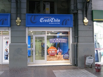 Paseo Ahumada, el banco "Credi
                        Chile"