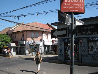 Strassenschilder Patronato-Strasse (calle
                        Patronato) und Dardignac-Strasse (calle
                        Dardignac)