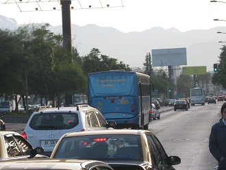 Allee
                          mit Bergpanorama