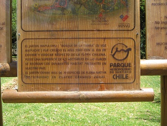 Parque Botnico
                        "Mapulemu", los datos en la placa
                        grande bajo del mapa