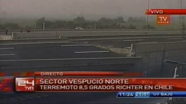 Region
                Santiago, verschobene Brckenteile der Miraflores-Brcke
                ("Paso Miraflores") der Autobahn
                "Vespucio Norte" [56]
