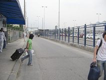 Guayaquil, Busbahnof "Terminal
                          Terrestre", Eingangsbereich