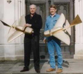 The pioneers of the Däniken group with
                their copies of the aircrafts of the Tolima Culture as
                model airplanes