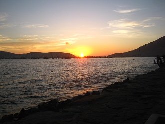 Puesta
                          del sol en la bahía de Chimbote 02