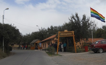 The entrance of Sacsayhuamán 3km from Cusco
              Center - zoom