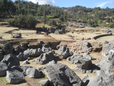 Sacsayhuamán (Cusco), grosser Steinbruch, der Chaosbereich  02