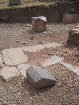 Cusco Sacsayhuam�n, on the way to the rock of stairs and thrones "Chinchana grande", groundworks and cut stones in almost a cube form and trapezoid formed