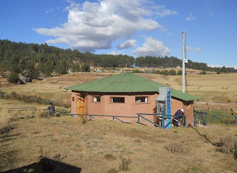 Cusco Sacsayhuam�n 16: Das Toilettenh�uschen