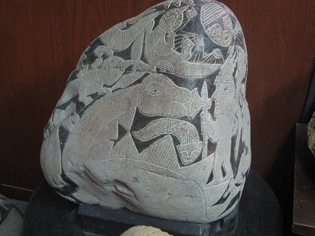 Der Weise mit Beil mit dem Dinosaurier
                            und den Sonnen 03