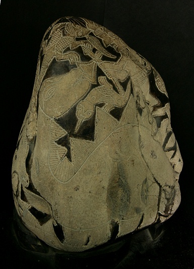 Dinosaurier und
ein Weiser mit Beil und eine kleine Echse Dinosaurier und ein Weiser mit Beil und
eine kleine Echse