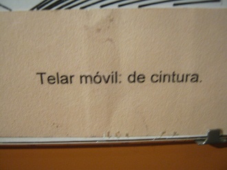 Text zum mobilen Webstuhl, der an der
                            Taille befestigt ist