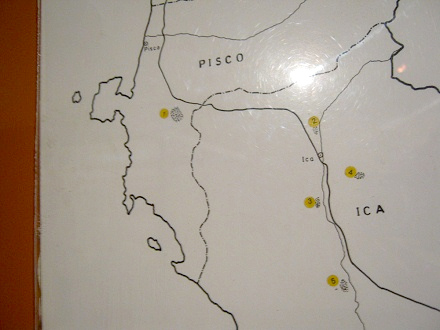 Detalles sobre petroglifos en
                                    las regiones de Ica y de Pisco