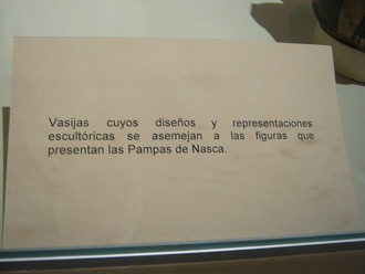 Texto sobre la cermica de Nazca con los
                          diseos de las lneas de Nazca