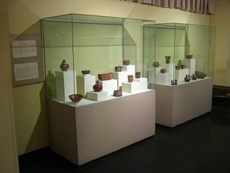 Showcase with ceramics of Wari culture
                            (Huari culture)