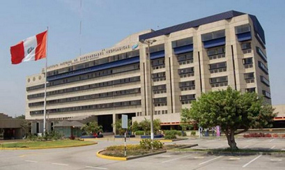 Hospital de c�ncer
                            "Neopl�sica" en Lima