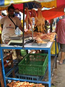 Hühner /
Poulet am Haken Hühner / Poulet am Haken
