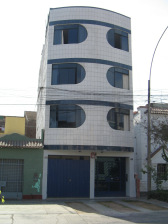 Avenida Urtuaga, Hotel / Hostal