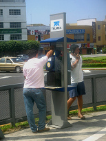 Miraflores, Avenida Pardo, telfonos de la
                      empresa "Telmex"
