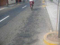 Miraflores, Jir�n Porta, pistas de aceite
                        de motor