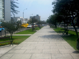 Miraflores: Inicio de la Avenida Arequipa