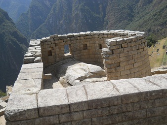 Vista de
          arriba al templo del sol 03