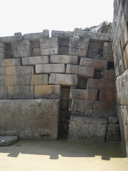 Templo principal, la zona central daada
