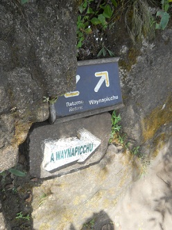 Bajada de Huaynapicchu, placas