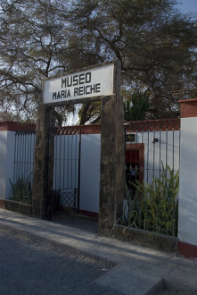 The
                        entrance was remodeled and is the entrance of
                        Maria Reiche Museum of today