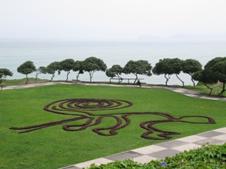 Maria Reiche Park in
                        Miraflores in Lima, the drawing of the monkey
                        with only 9 fingers