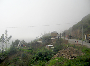 Camiones con tubos grandes determinan la
                        velocidad (01)