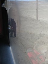 Busfahrer vor R�tselreifen (11)