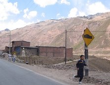 Strassendorf und Jogger