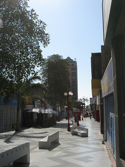 Fussg�ngerzone 21. Mai zwischen Kolumbusstrasse
                    und Bolognesistrasse