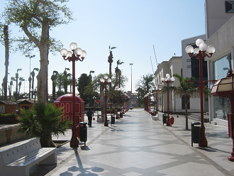 Fussg�ngerzone 21. Mai zwischen Prattstrasse
                    und Lira-Allee