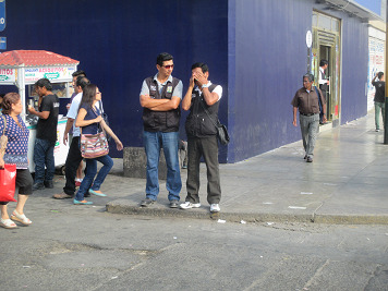 Serenazgo nacista nazi de Los Olivos en
                            la Panamericana sin ambulantes 01
