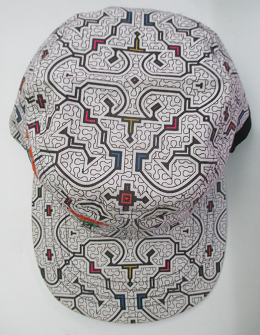 Kappe mit dem Muster der Mutter des Wassers, die
                schwarze Boa 03